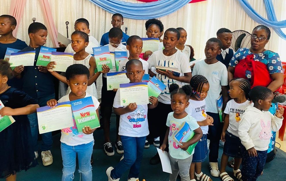 Group graduation photo